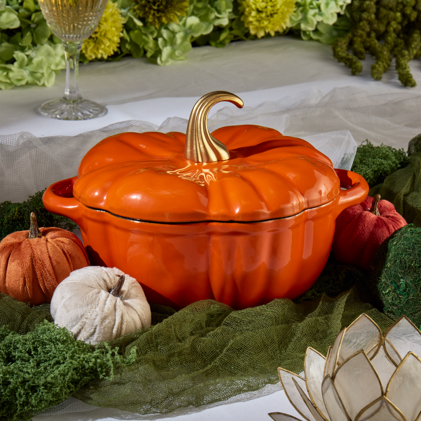 2-Quart / 4-Quart Enameled Cast Iron Pumpkin Dutch Ovens, Orange