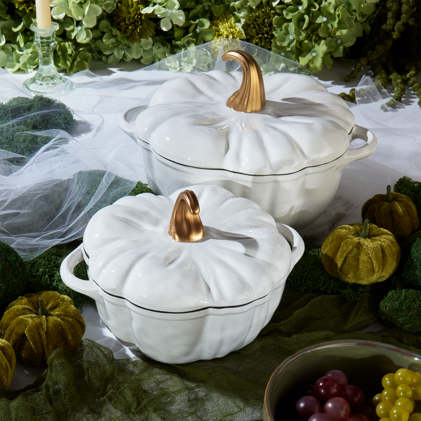 2-Quart / 4-Quart Enameled Cast Iron Pumpkin Dutch Ovens, White
