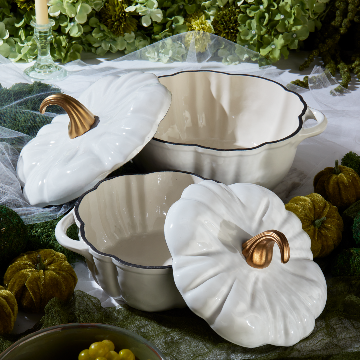 2-Quart / 4-Quart Enameled Cast Iron Pumpkin Dutch Ovens, White