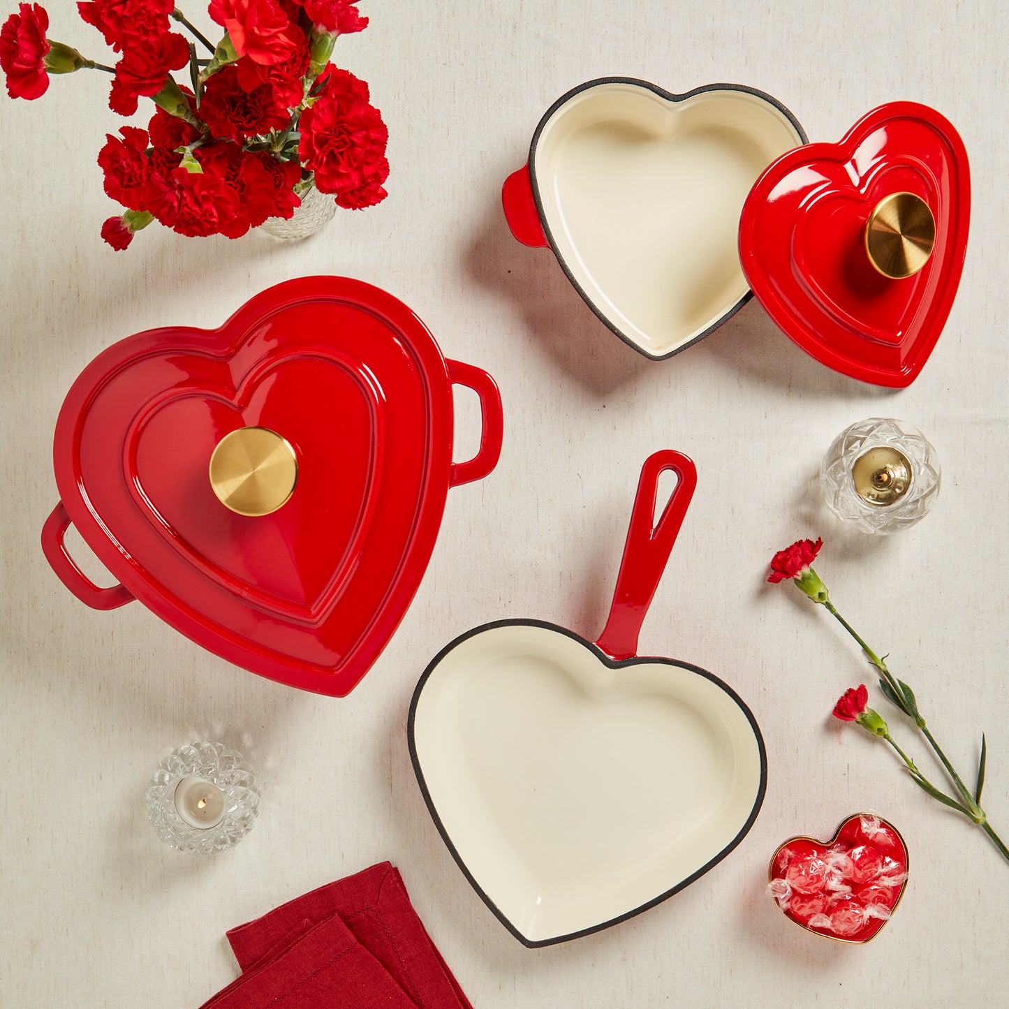 3-Quart Enameled Cast Iron Heart-Shaped Dutch Oven, Red