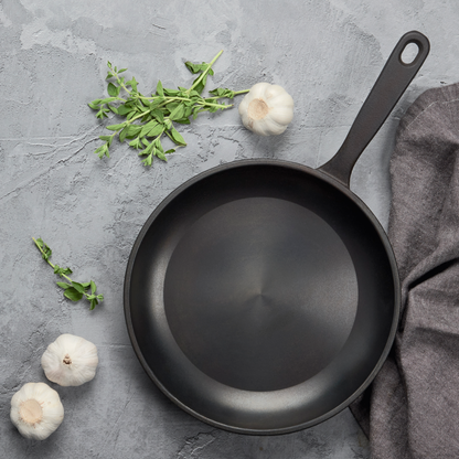 10" Smooth Cast Round Pre-Seasoned Cast Iron Skillet Fry Pan