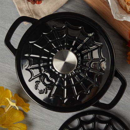 3-Quart Cast Iron Spiderweb Dutch Oven