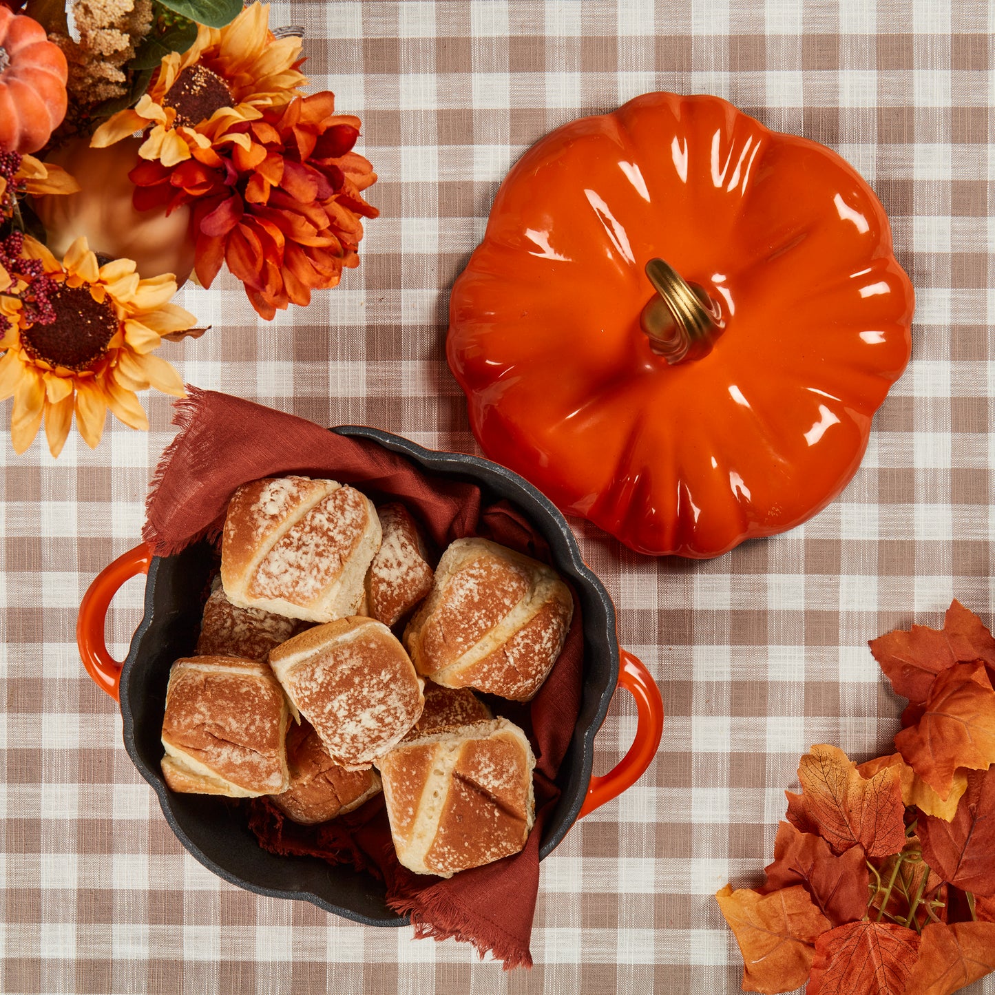 2-Quart / 4-Quart Enameled Cast Iron Pumpkin Dutch Ovens, Orange