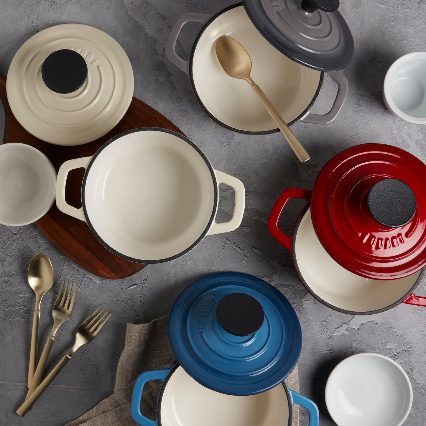 3-Quart Enameled Cast Iron Dutch Oven, Blue