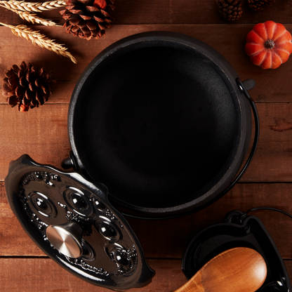 Cast Iron Cauldron Pot with Black 'Bubbling' Lid