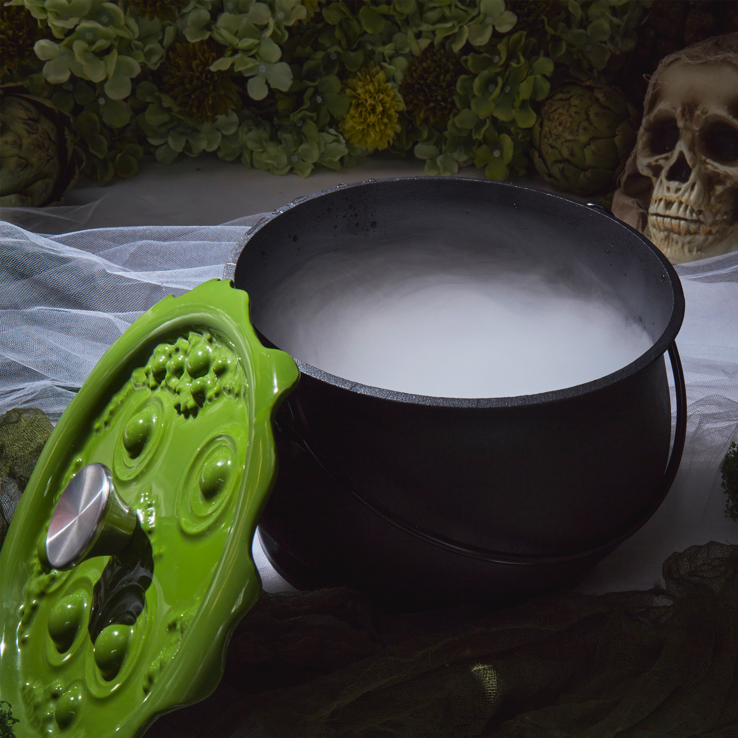 Cast Iron Cauldron Pot with Green 'Bubbling' Lid