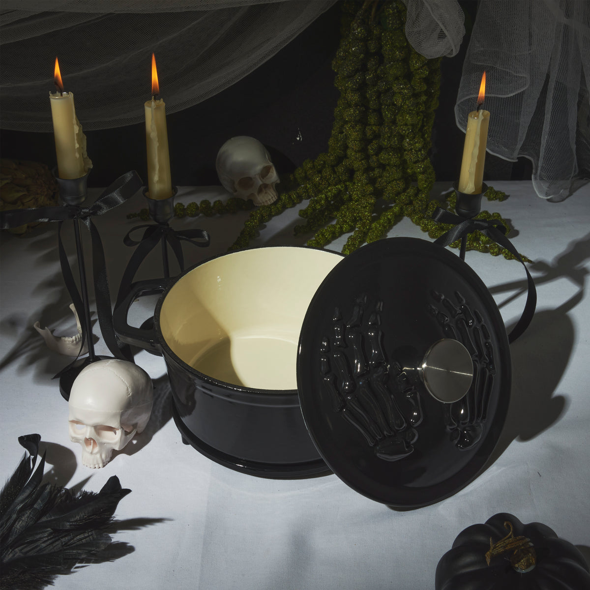 Enameled Cast Iron Skeleton Hands Dutch Oven, Black