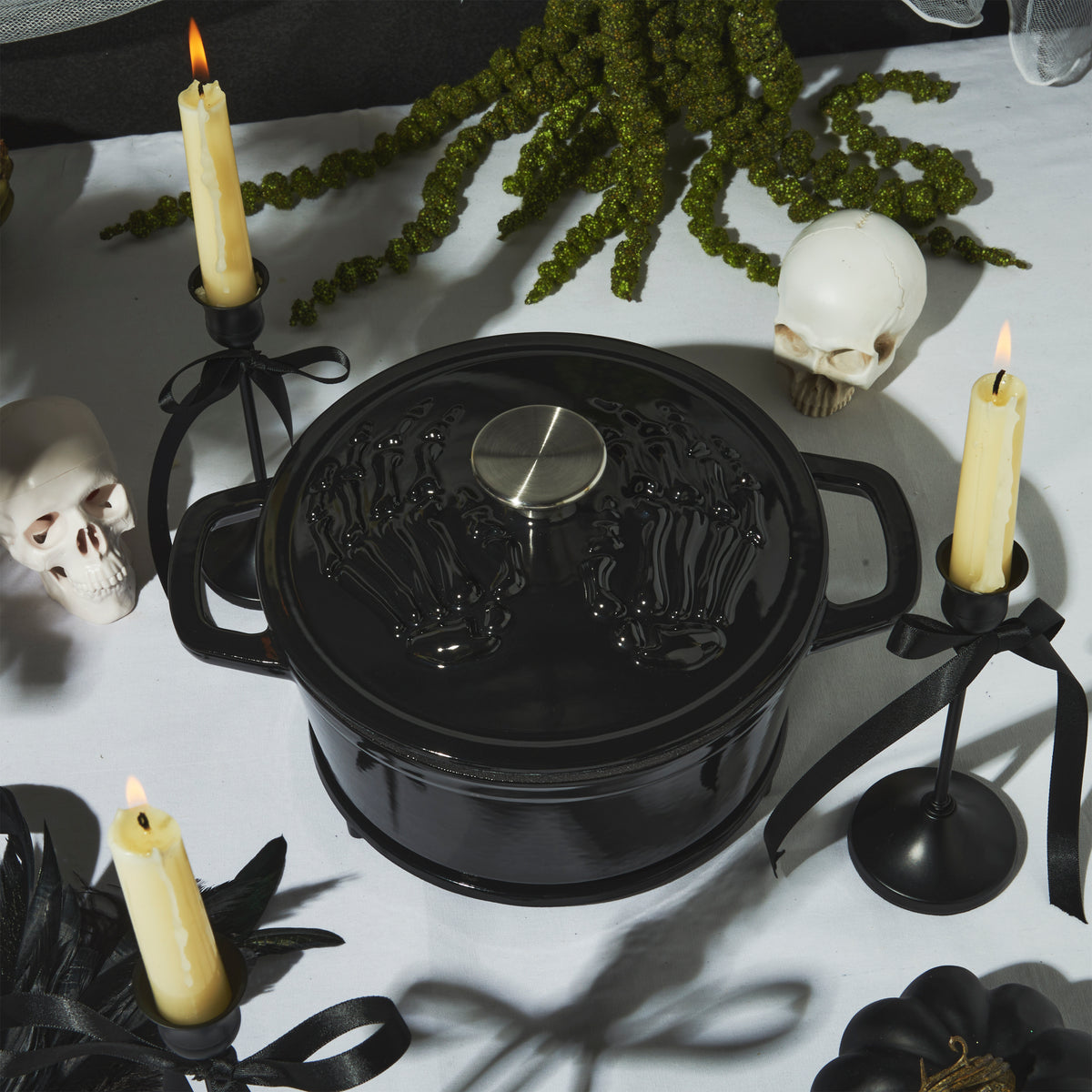 Enameled Cast Iron Skeleton Hands Dutch Oven, Black