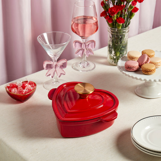 1-Quart Enameled Cast Iron Heart-Shaped Dutch Oven, Red