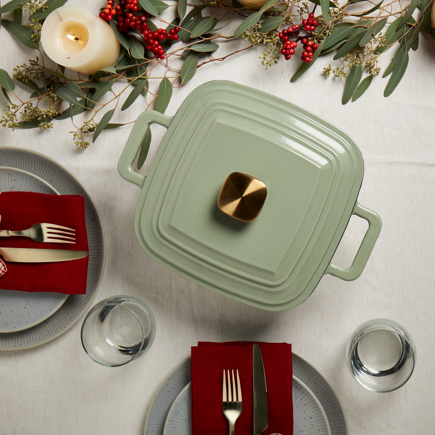 4-Quart Enameled Cast Iron Square Dutch Ovens, Matcha Green