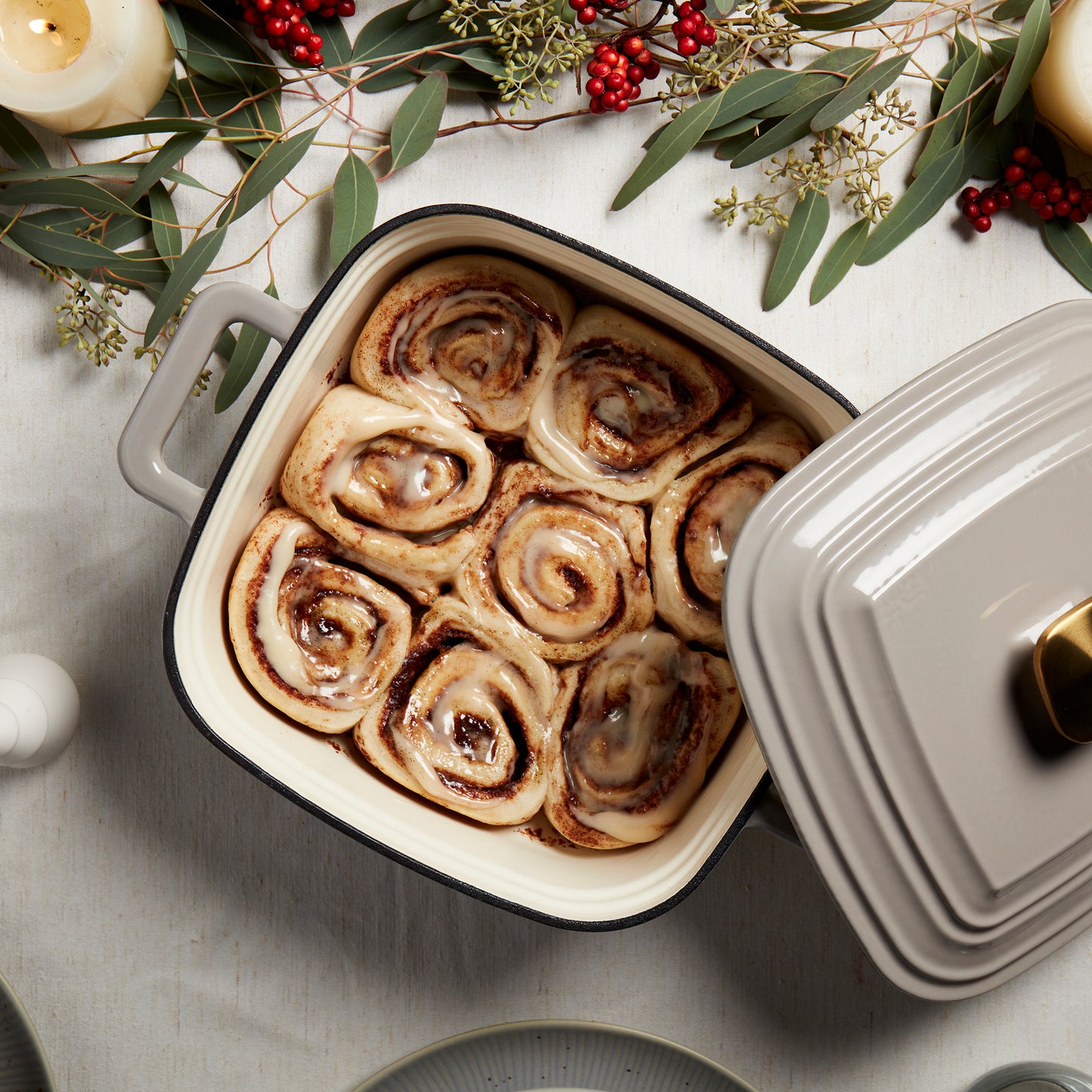 4-Quart Enameled Cast Iron Square Dutch Ovens, Gray