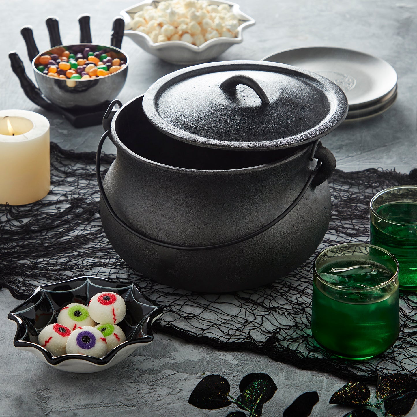 4-Quart Cast Iron Cauldron Pot with Handle