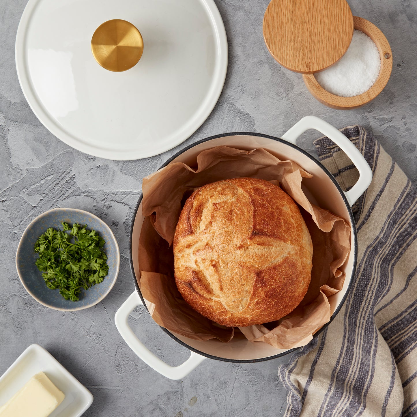 3-Quart Fluted Enameled Cast Iron Dutch Oven (White, Sage)