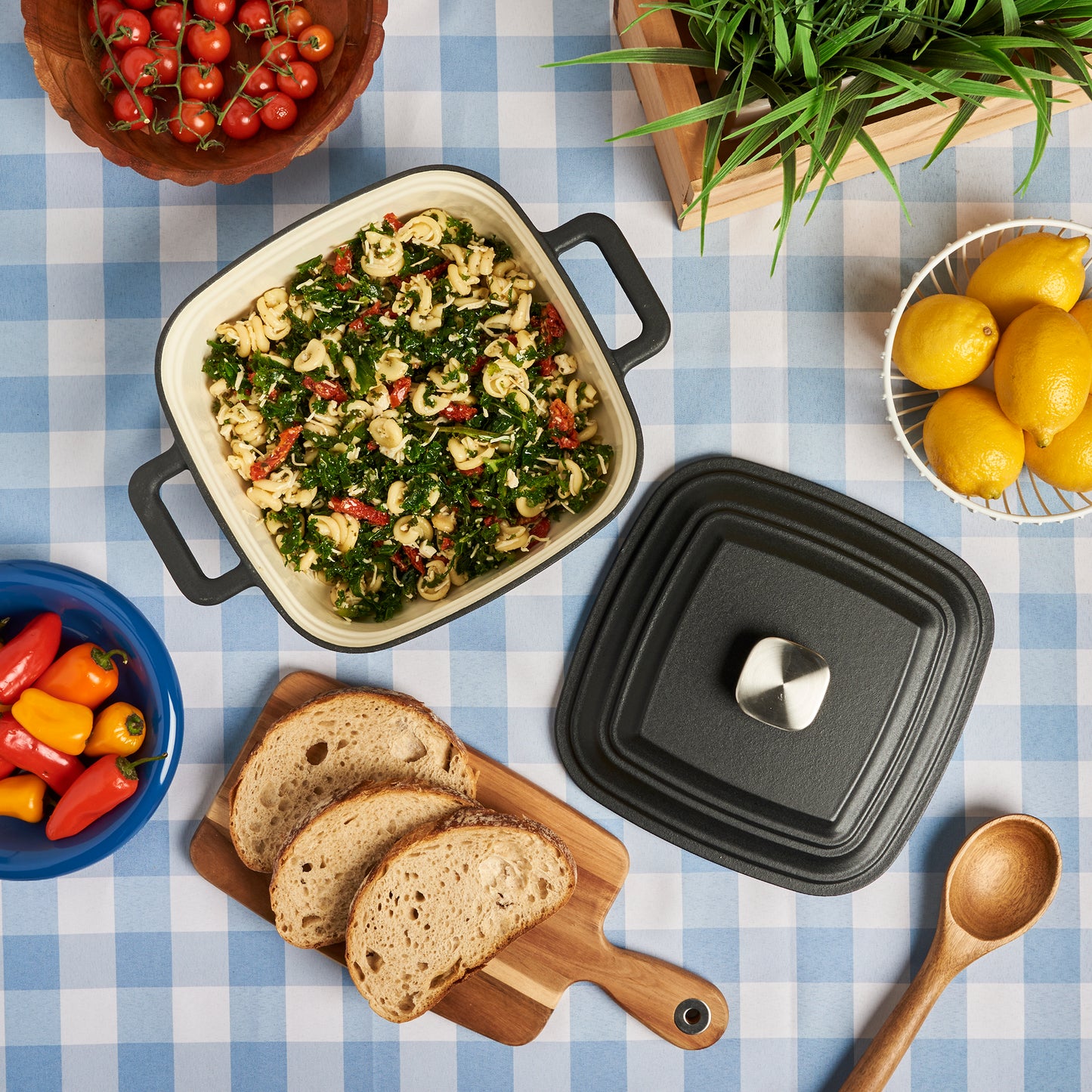 4-Quart Enameled Cast Iron Square Dutch Ovens, Black