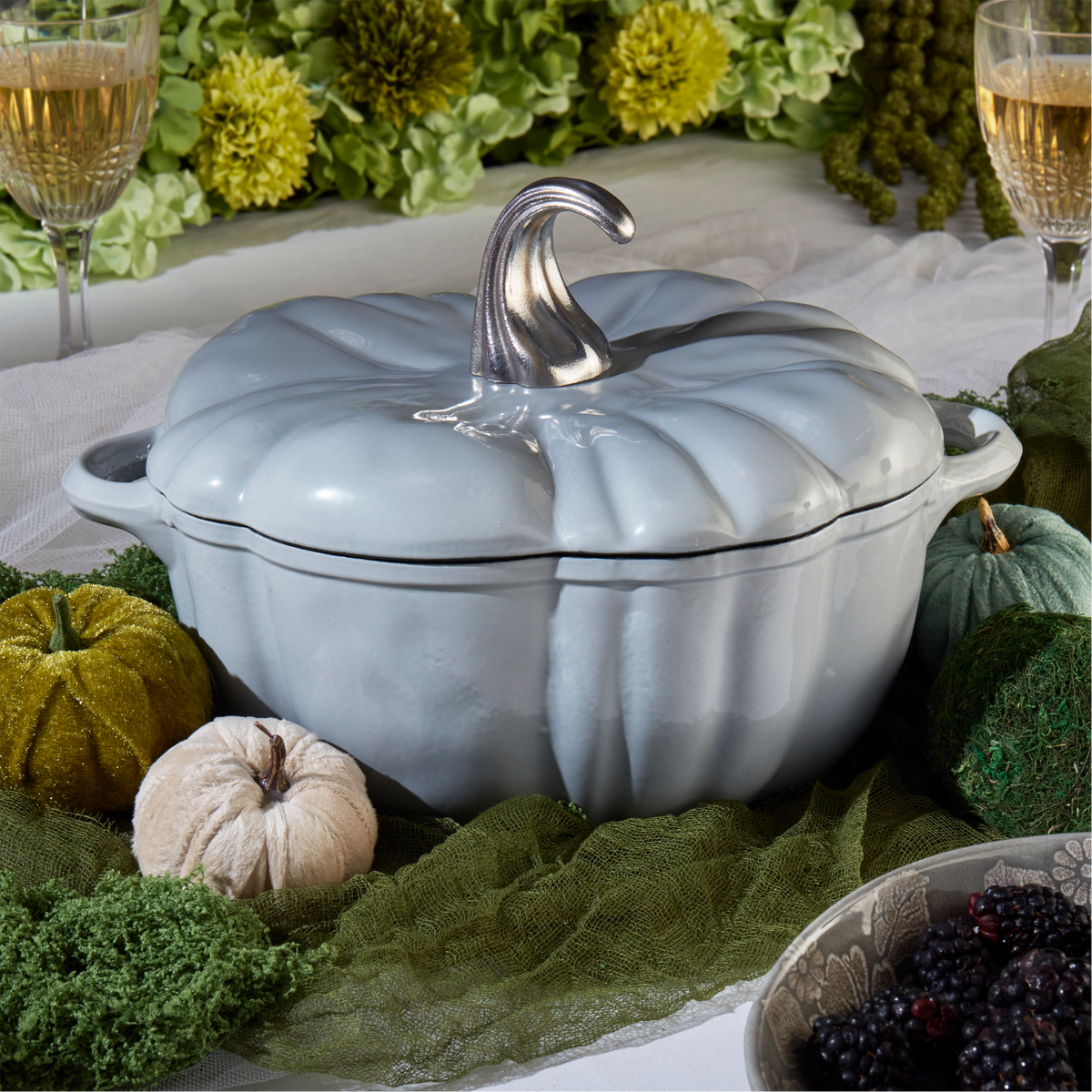Enameled Cast Iron Pumpkin Dutch Oven, Silver