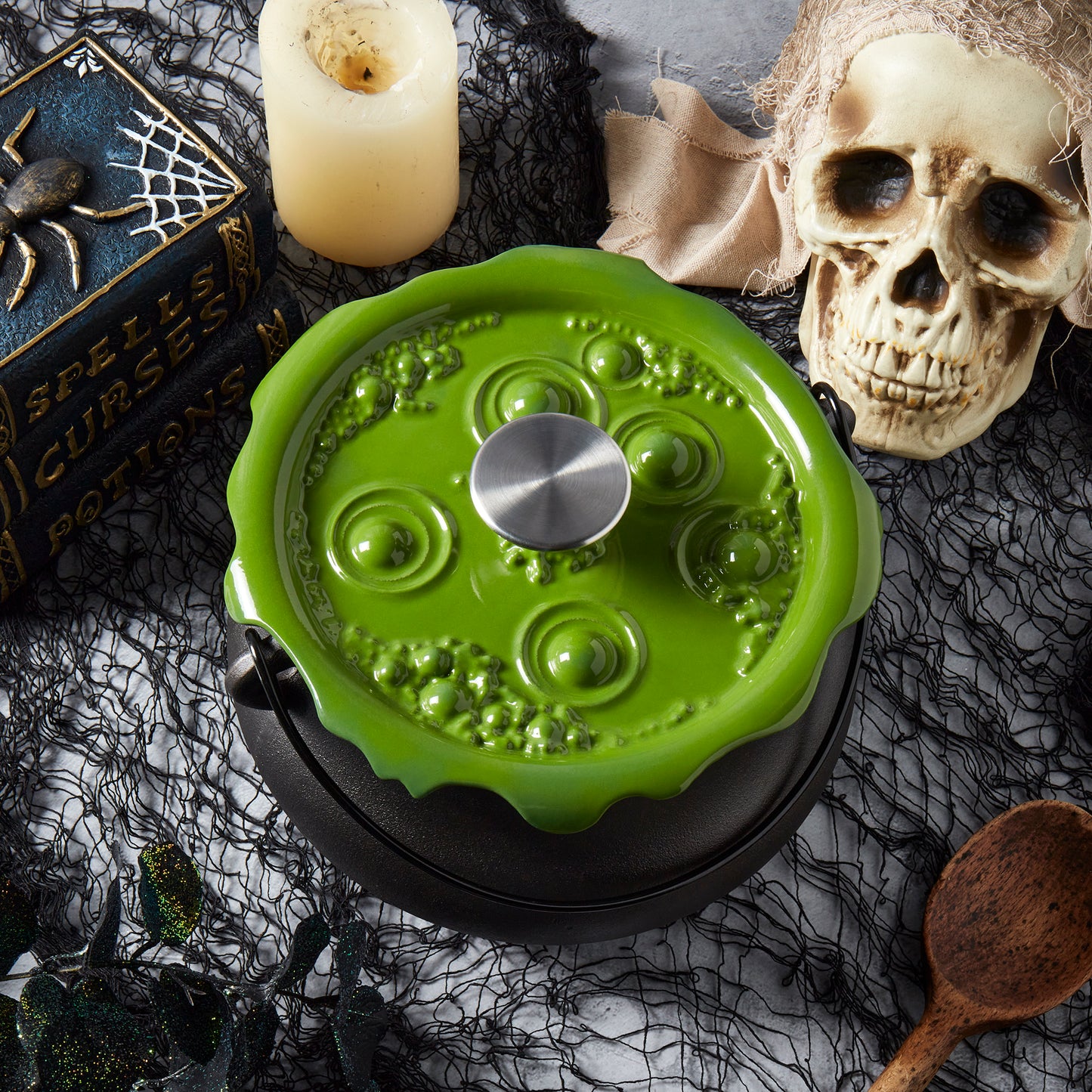 4-Quart Cast Iron Cauldron Pot with Green 'Bubbling' Lid